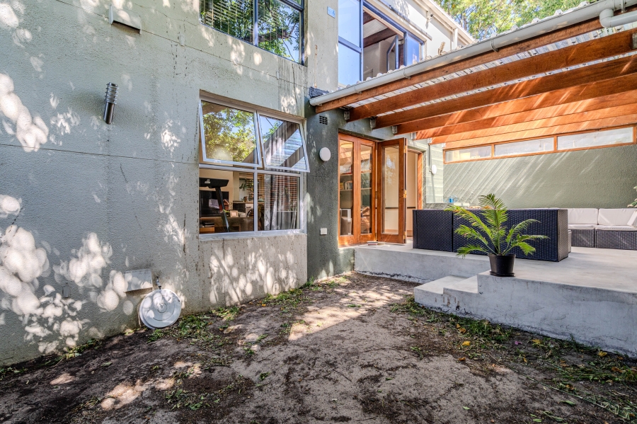 2 Bedroom Property for Sale in Three Anchor Bay Western Cape